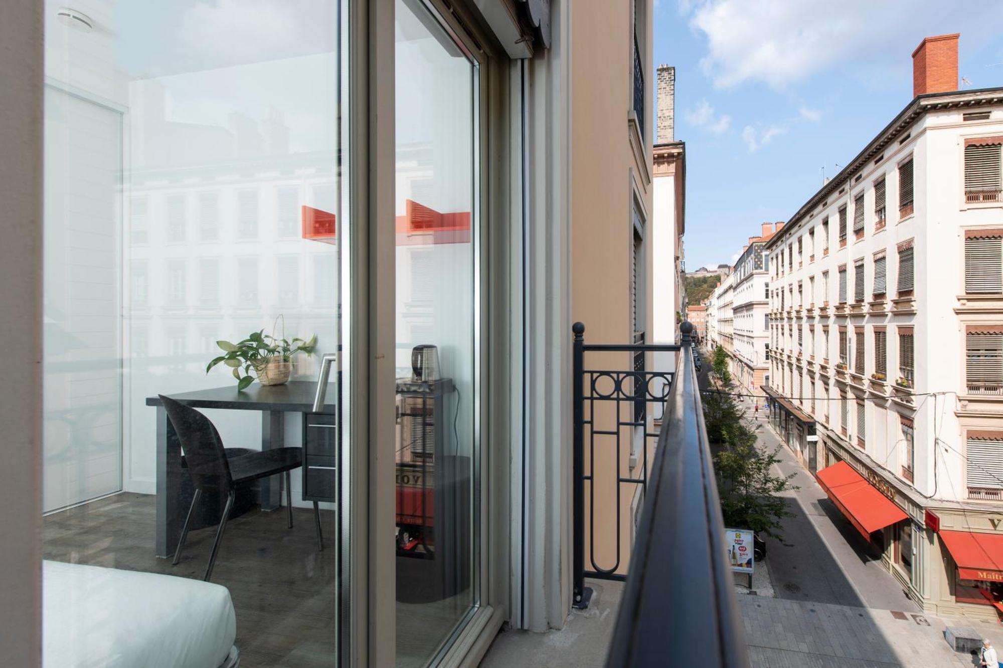 Resilodge Lyon 2 Exterior photo